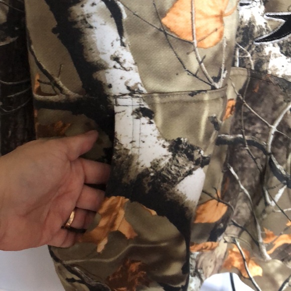 Legendary WhiteTails Camo Pullover Hooded Sweatshirt Sz Lg - Picture 7 of 13